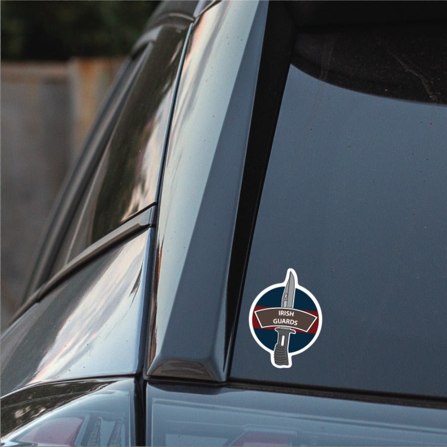 Irish Guards Vinyl Decal, TRF Colours & Bayonet Design - 10cm redplume