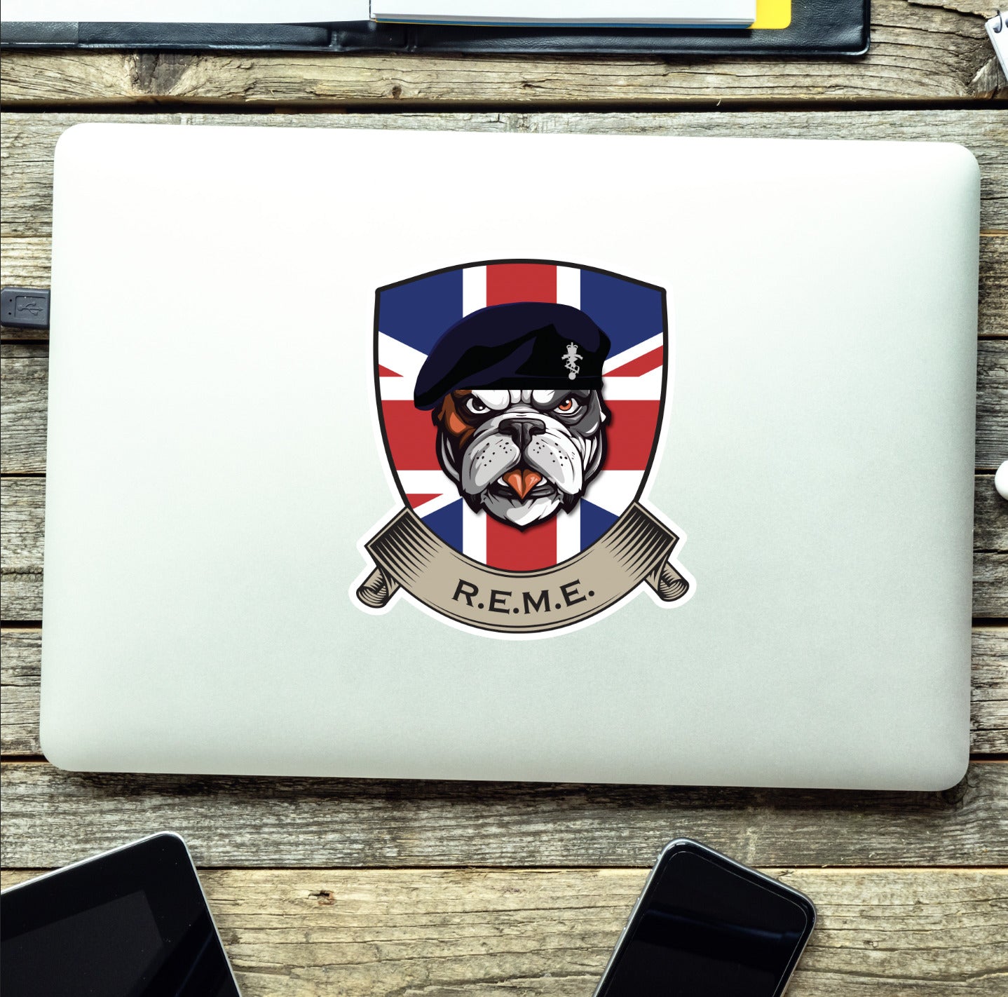 Royal Electrical Mechanical Engineer British Bulldog Vinyl Sticker - 10cm redplume