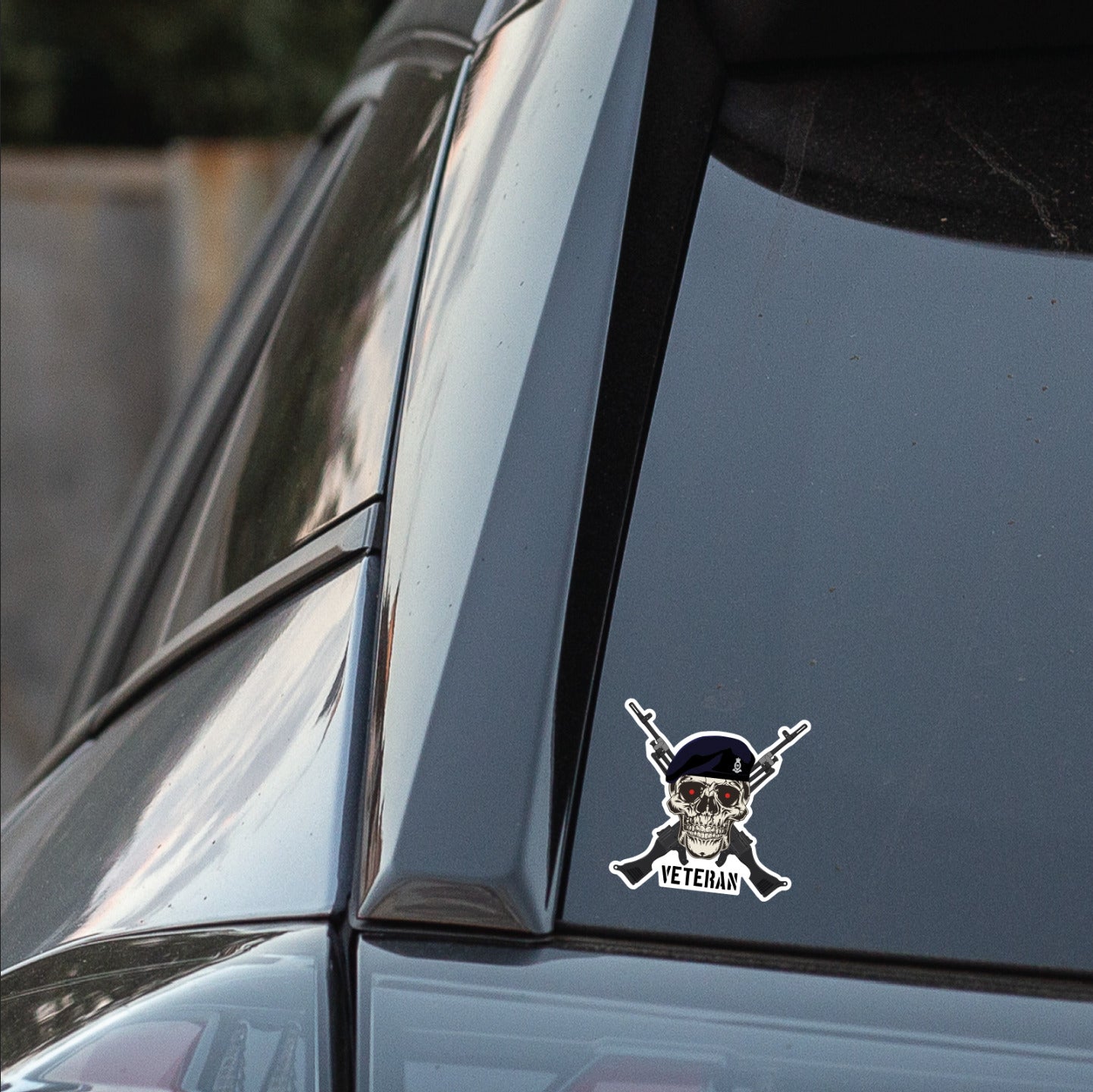 Royal Horse Artillery Corps Crossed GPMG High-Quality Vinyl Sticker - 100mm redplume
