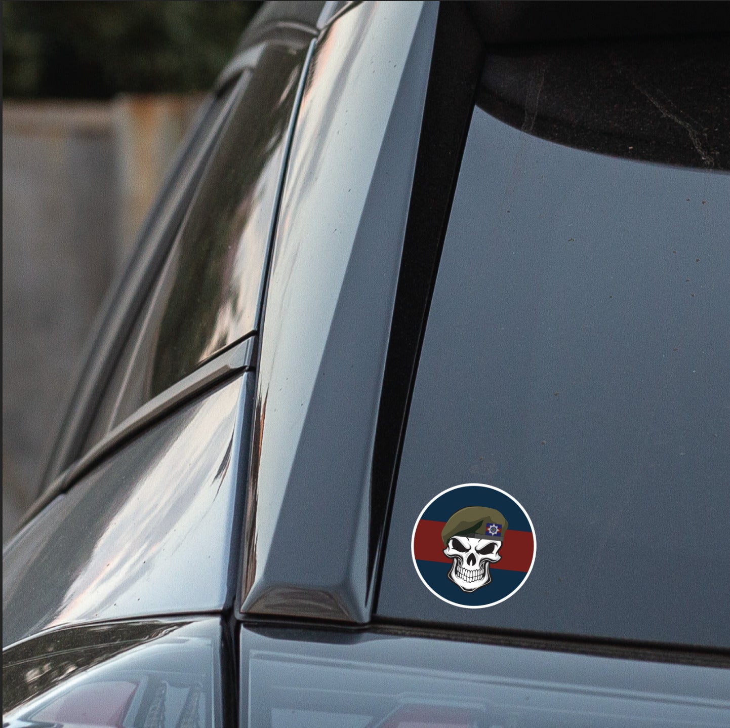 Skull with Irish Guards Beret TRF Vinyl Sticker - 10cm redplume